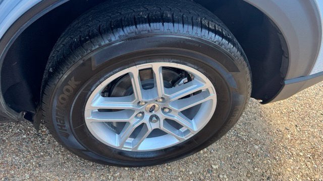 2026 Ford Explorer Active w/100A Pkg