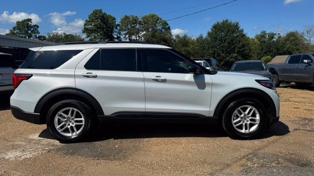 2026 Ford Explorer Active w/100A Pkg