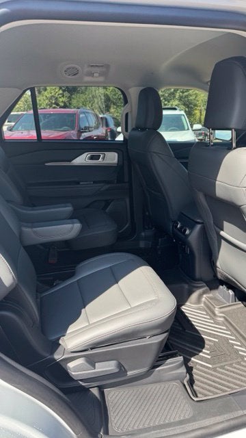 2026 Ford Explorer Active w/100A Pkg