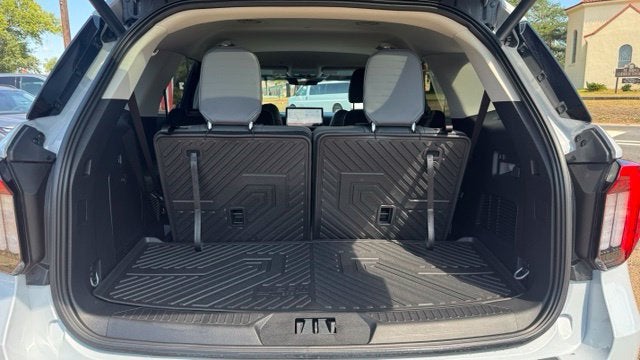 2026 Ford Explorer Active w/100A Pkg