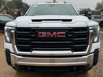 2026 GMC Sierra 3500 HD Chassis Cab Pro
