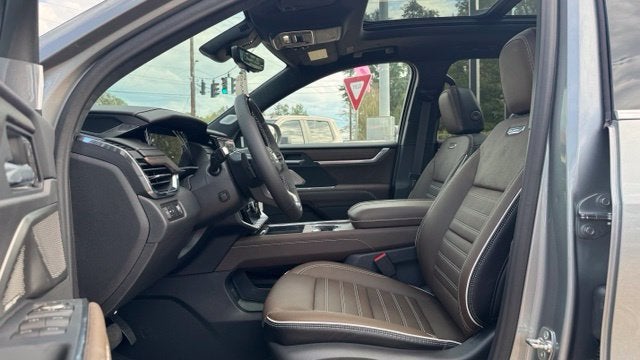 2027 GMC Acadia Denali Ultimate