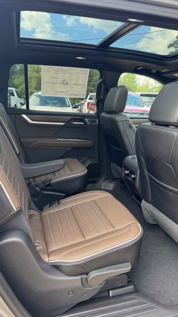 2027 GMC Acadia Denali Ultimate