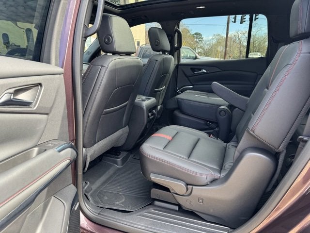 2025 Chevrolet Traverse RS