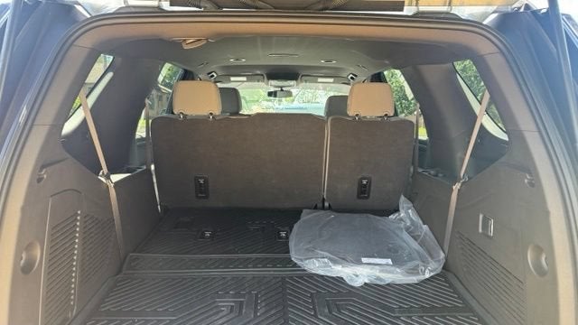 2025 Chevrolet Tahoe LS