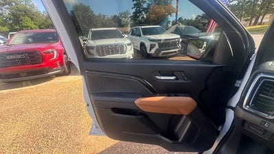 2024 GMC Canyon AT4