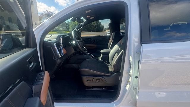 2024 GMC Canyon AT4