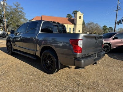 2019 Nissan Titan SV