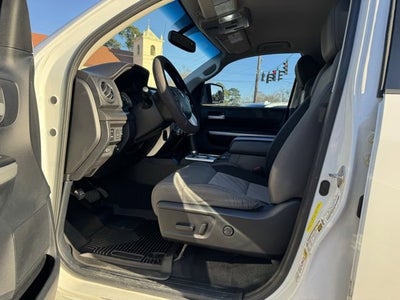 2014 Toyota Tundra 4WD Truck SR5