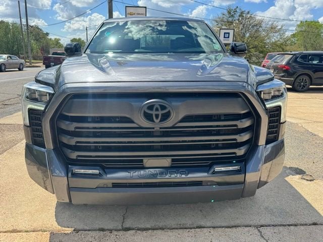 2025 Toyota Tundra 4WD SR5