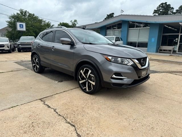 2022 Nissan Rogue Sport SL
